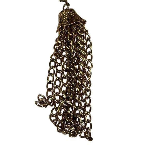 Vintage Costume Cameo Brooch with Dangles - Classic Beauty - Picture 4 of 5